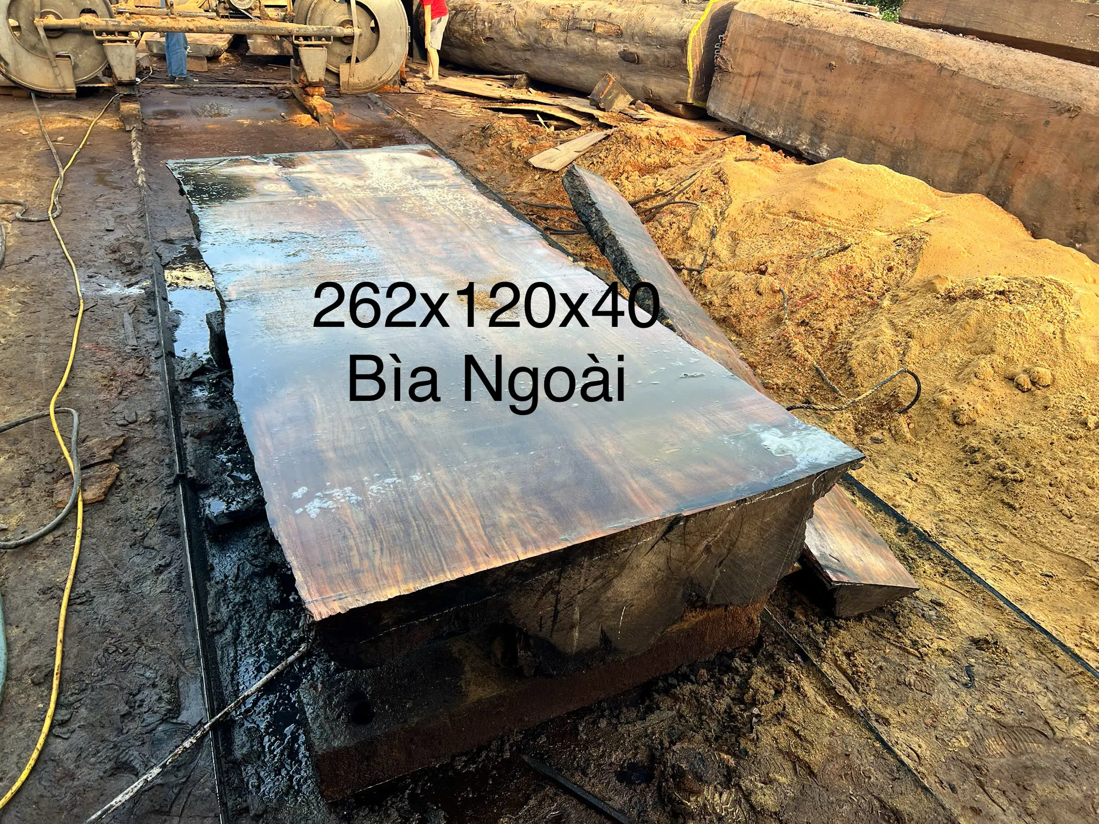 Tấm 6 bìa ngoài 262x120x40