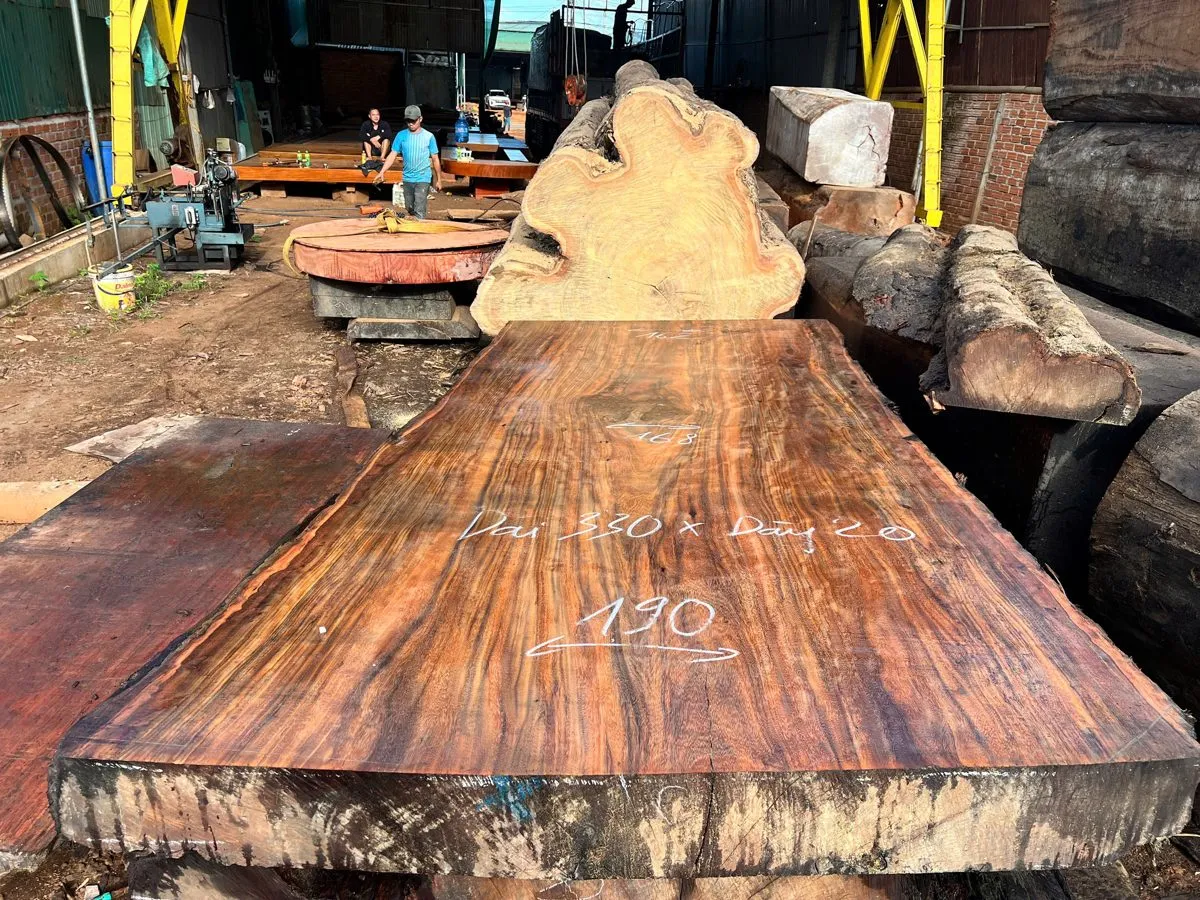Tấm 3 Lim Xanh 330x190x20