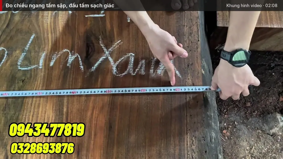 Đo chiều ngang tấm sập, phần đầu tấm sạch giác Đo chiều ngang tấm sập, phần đầu tấm sạch giác