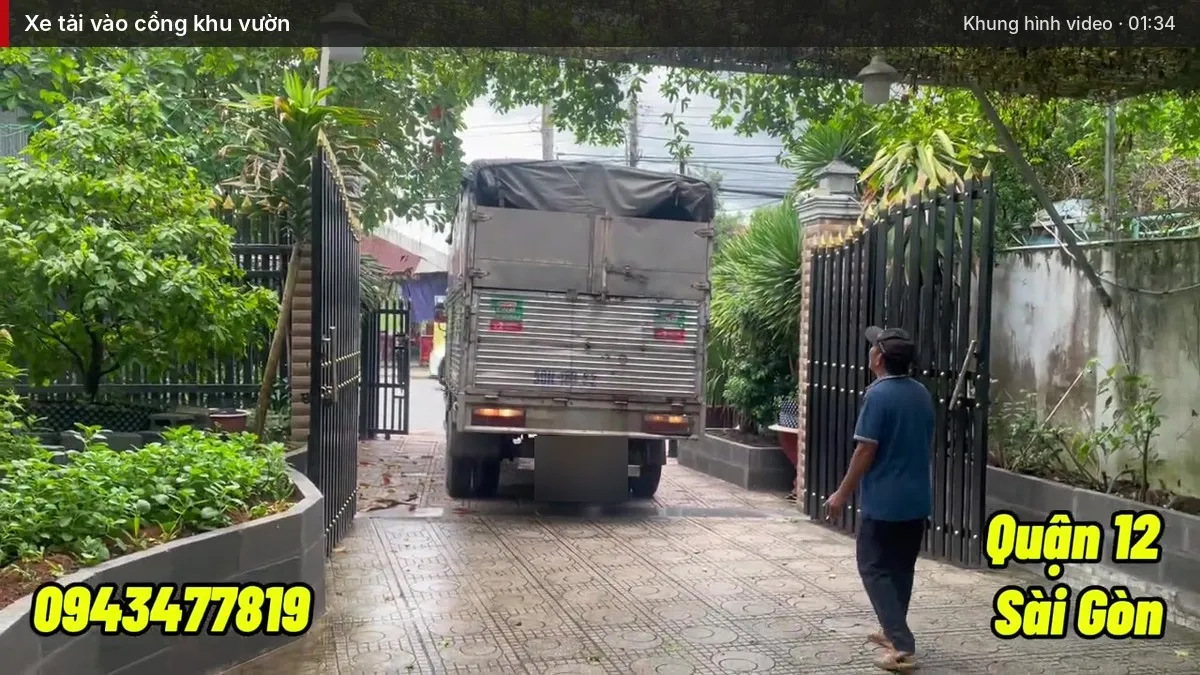 Xe tải vào cổng khu vườn giao bộ K3