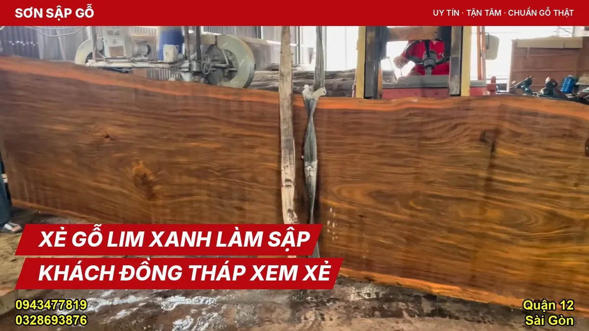 xẻ gỗ lim cùng anh khách